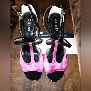 BRAND NEW* Guess strappy heels pink and black